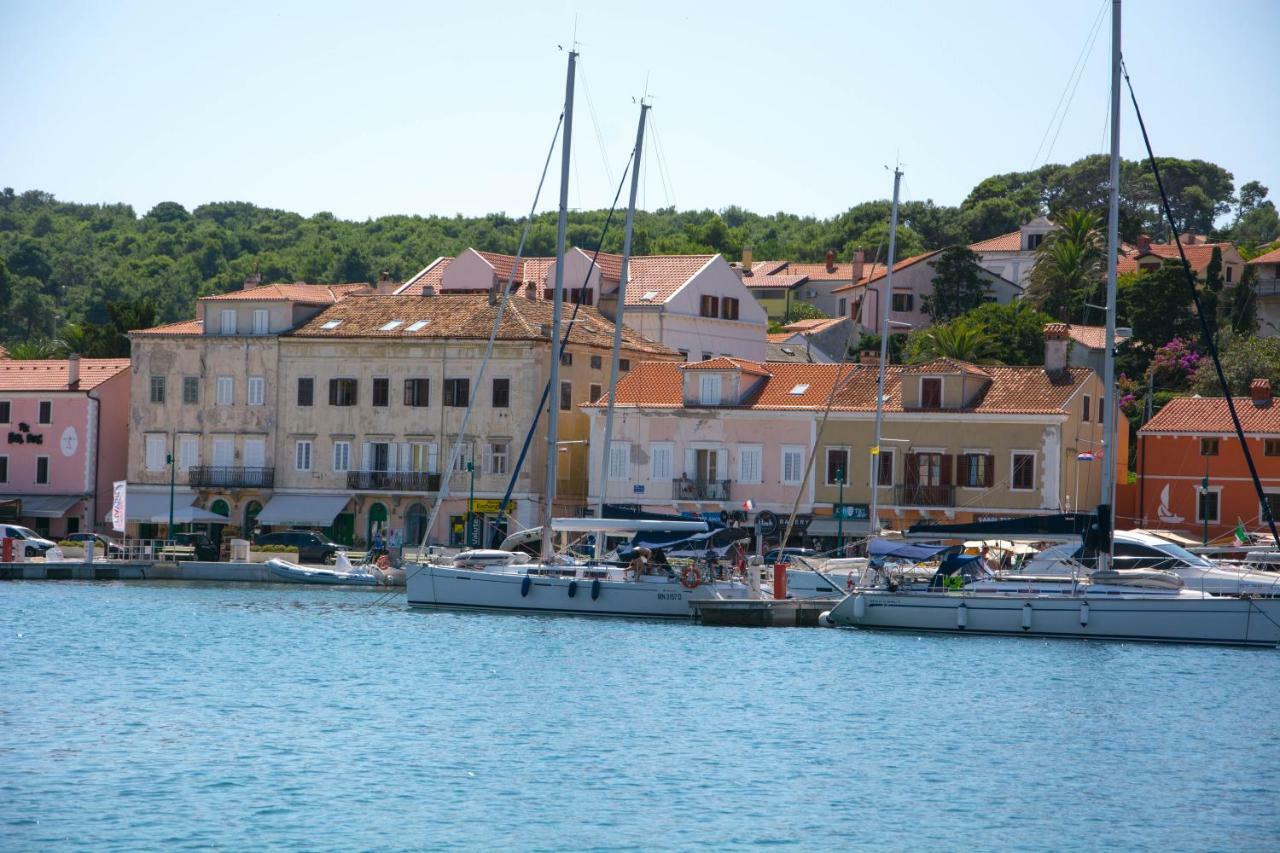 Buga Apartment In Center Of Mali Losinj Exterior photo